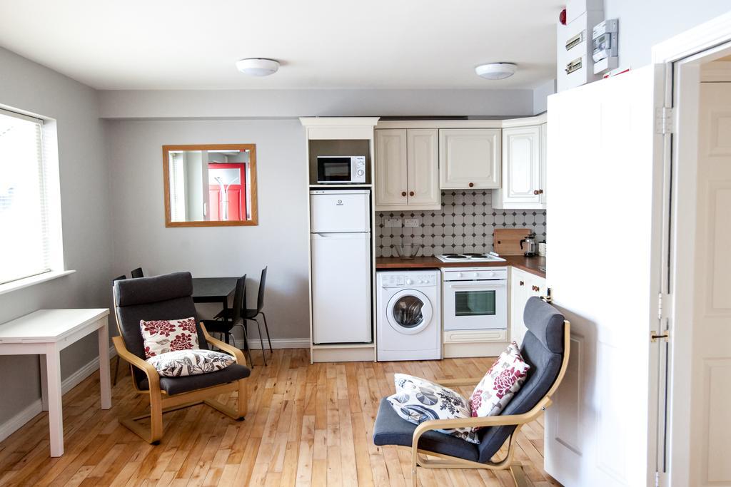Dominick Street Apartments 戈尔韦 外观 照片
